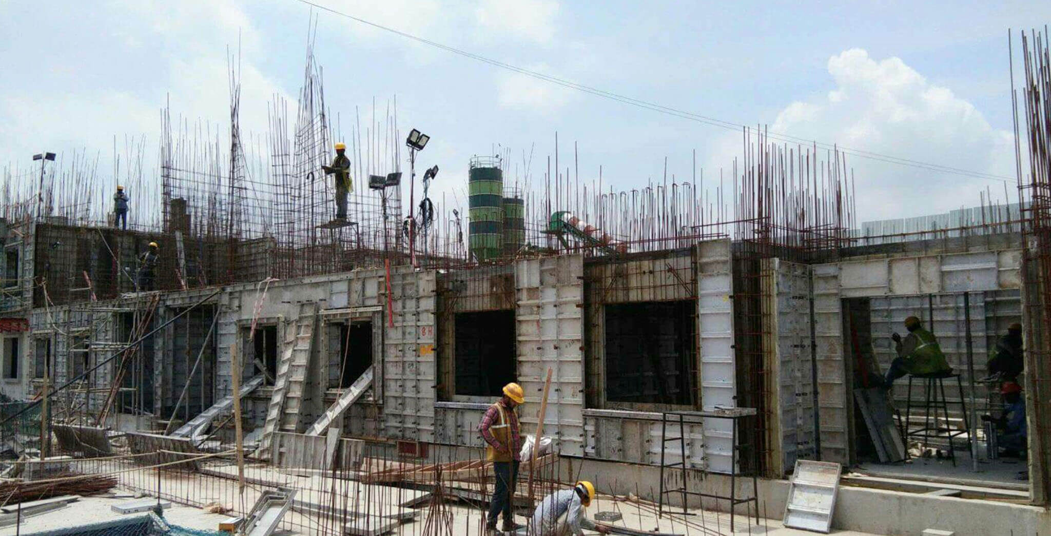 Jun 2019 - R-Block: First floor slab completed