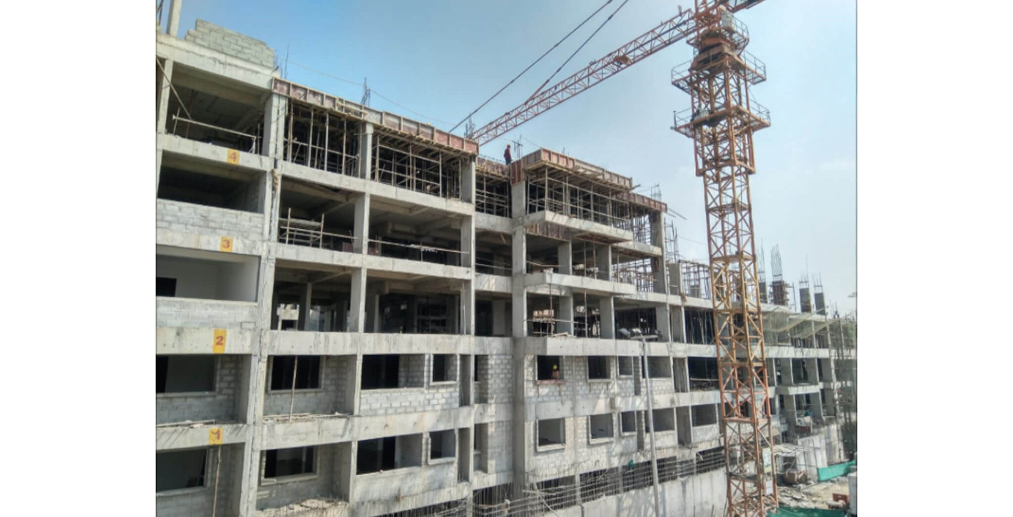 Feb 2020 - Tower-E: Wings O and P—Terrace slab completed; Wing I—4th floor slab work-in-progress.