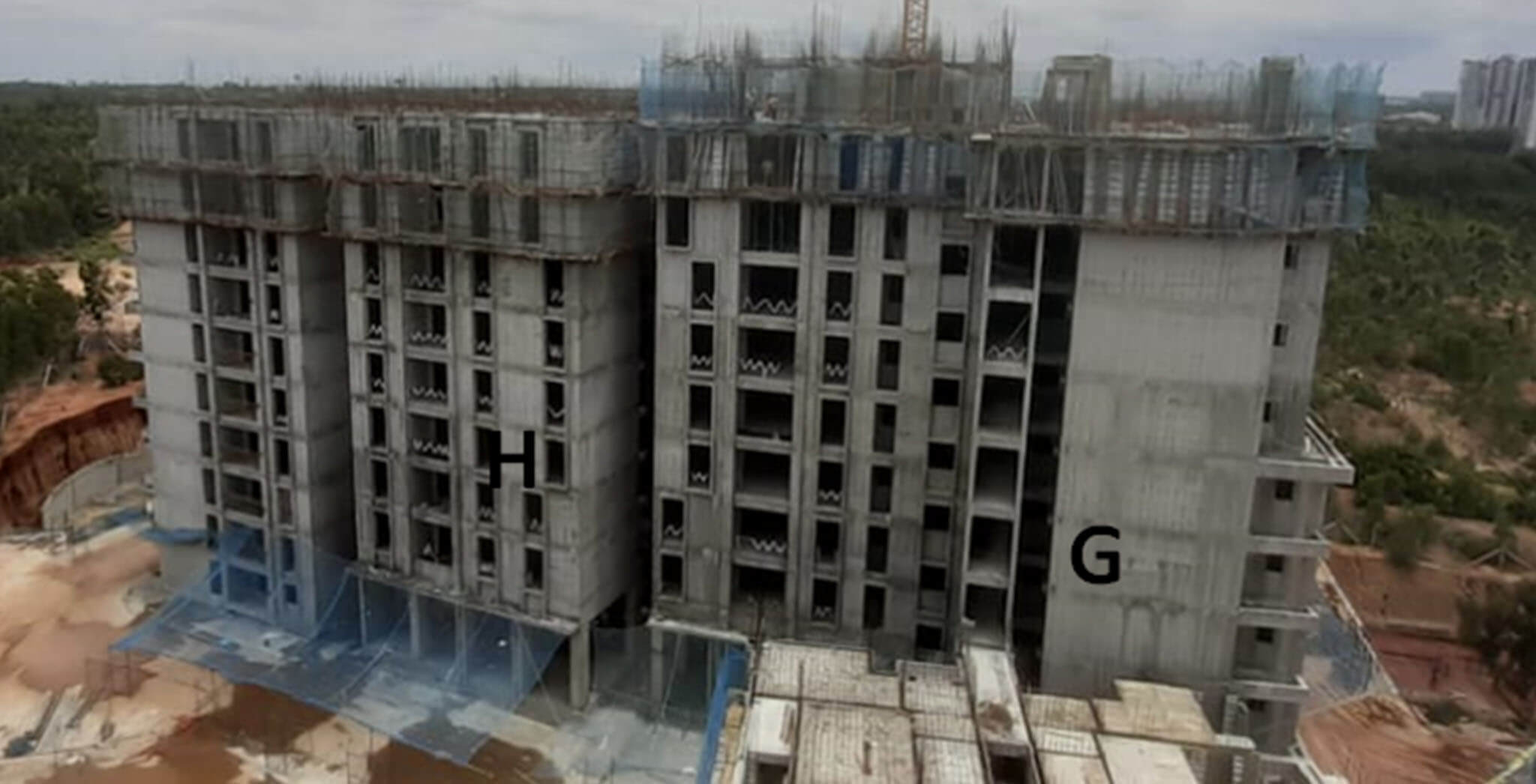 Jul 2020 - Serene: Tower G—11th floor slab in progress & Tower H—10th floor slab in progress.