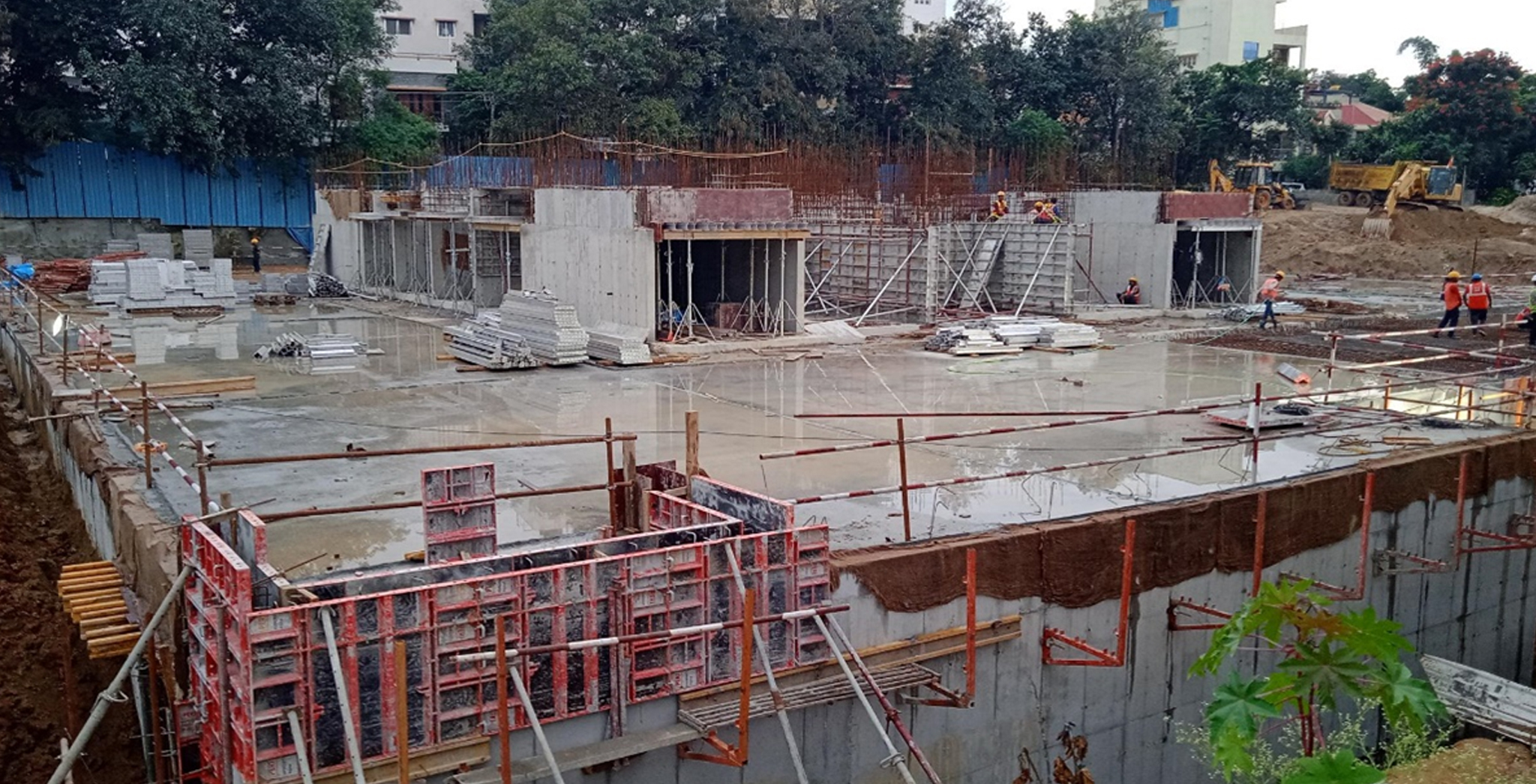 Aug 2022 - Tower A (view from East): Upper Basement 100% completed. Ground Floor slab works are in progress