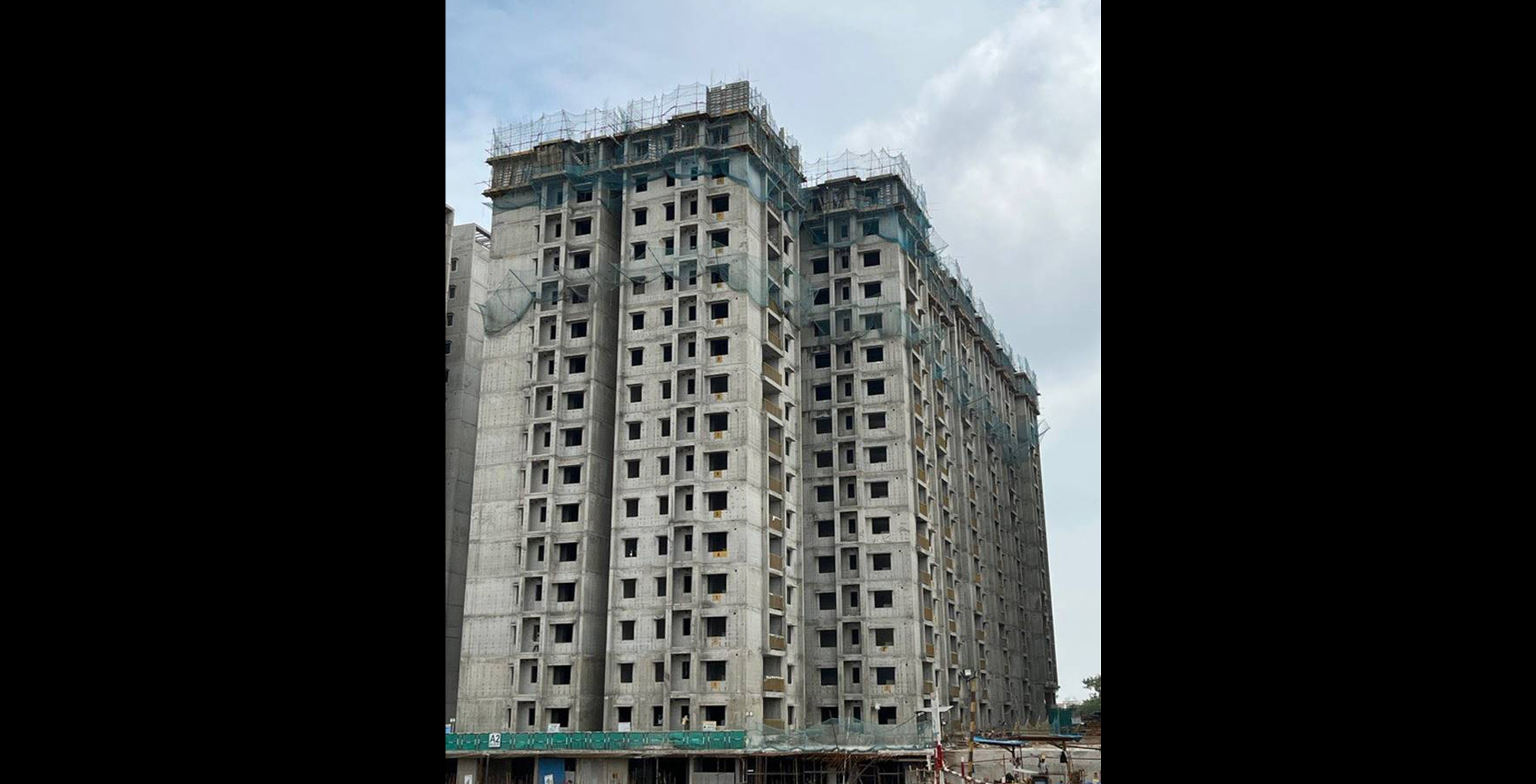 Aug 2022 - Brigade Citadel Tower A2: Parapet & Above Terrace works in progress, Finishing works in progress