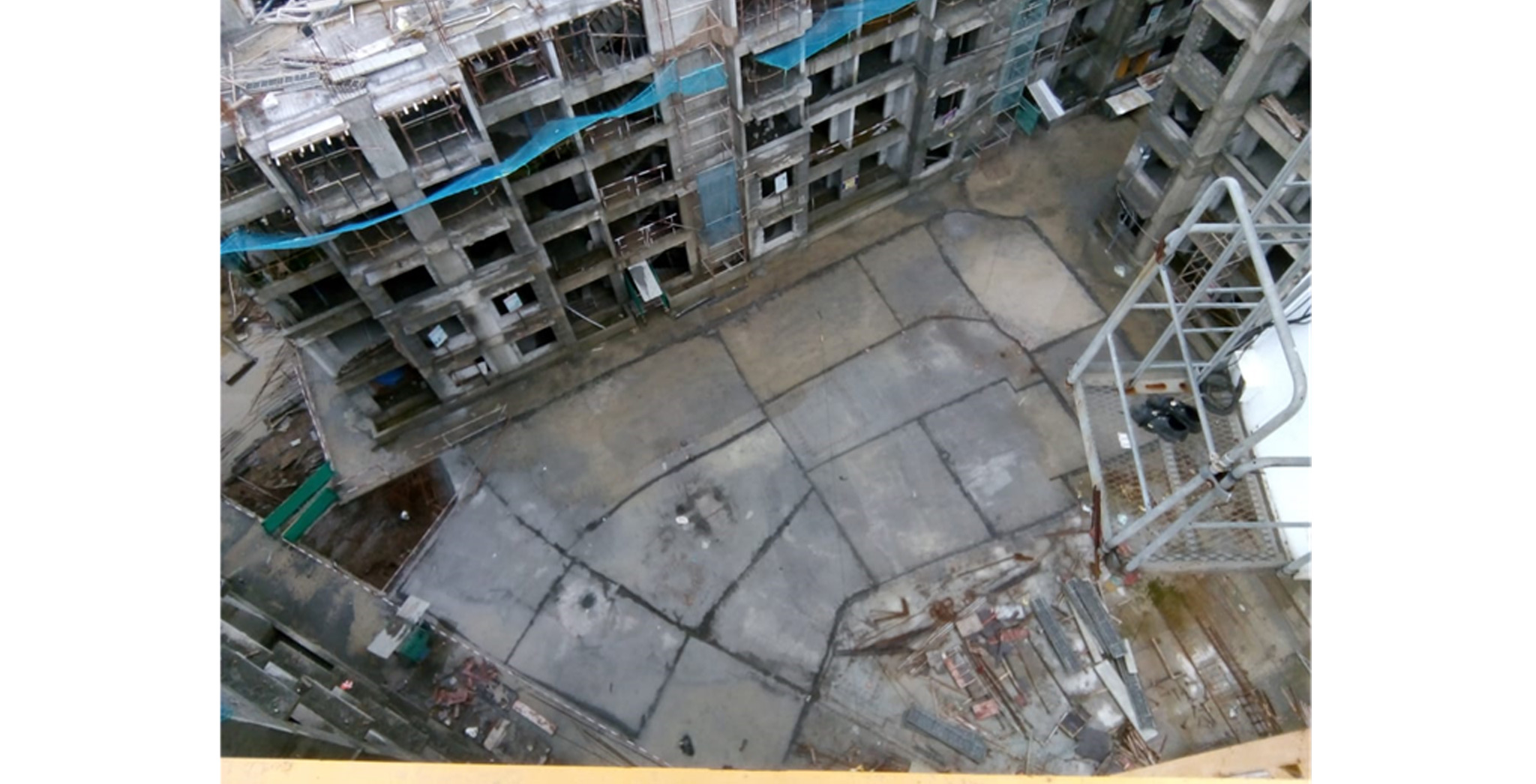 Oct 2022 - Xanadu Destino Top View: Podium Slab Completed