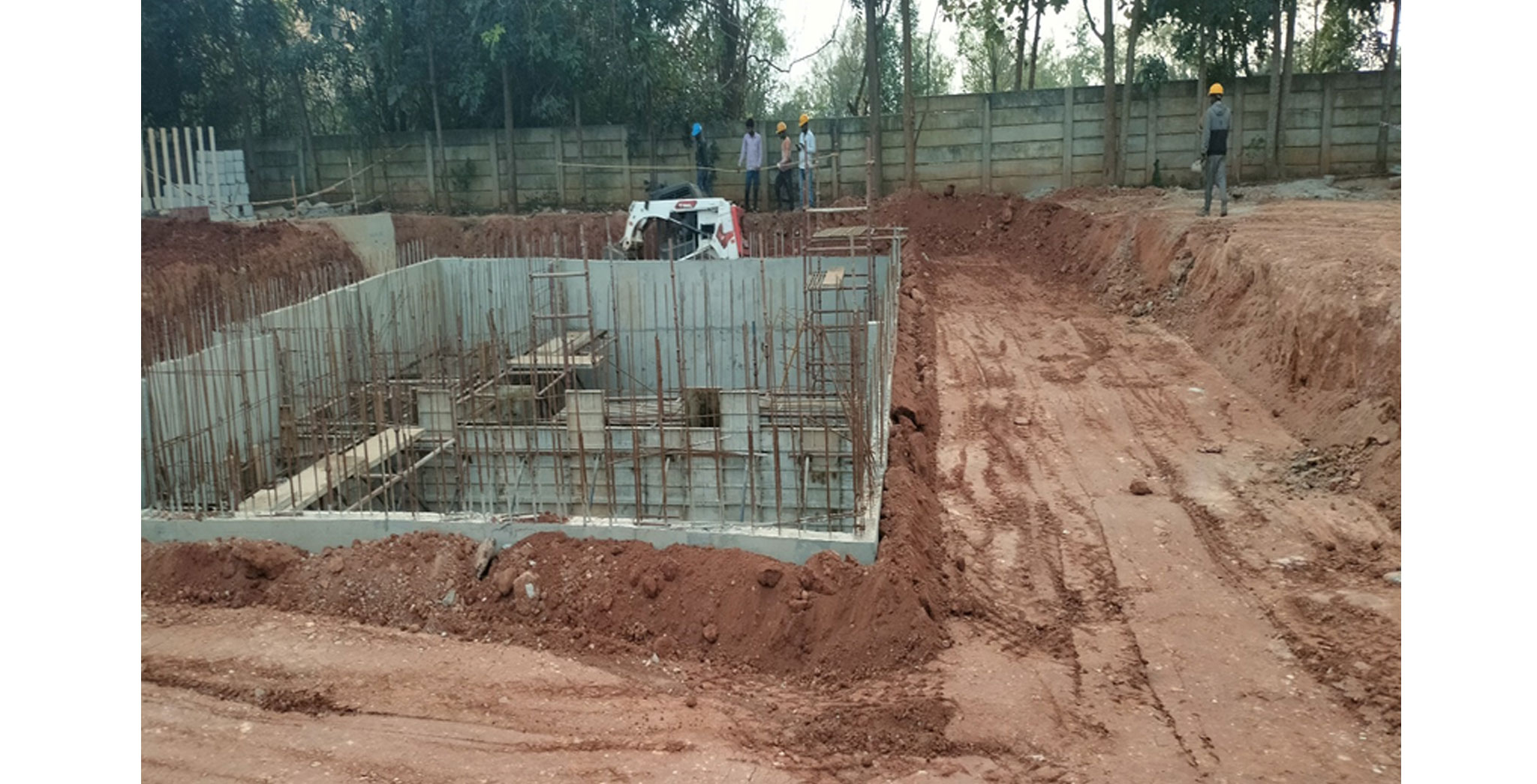 Dec 2022 - Entrance green area work progress