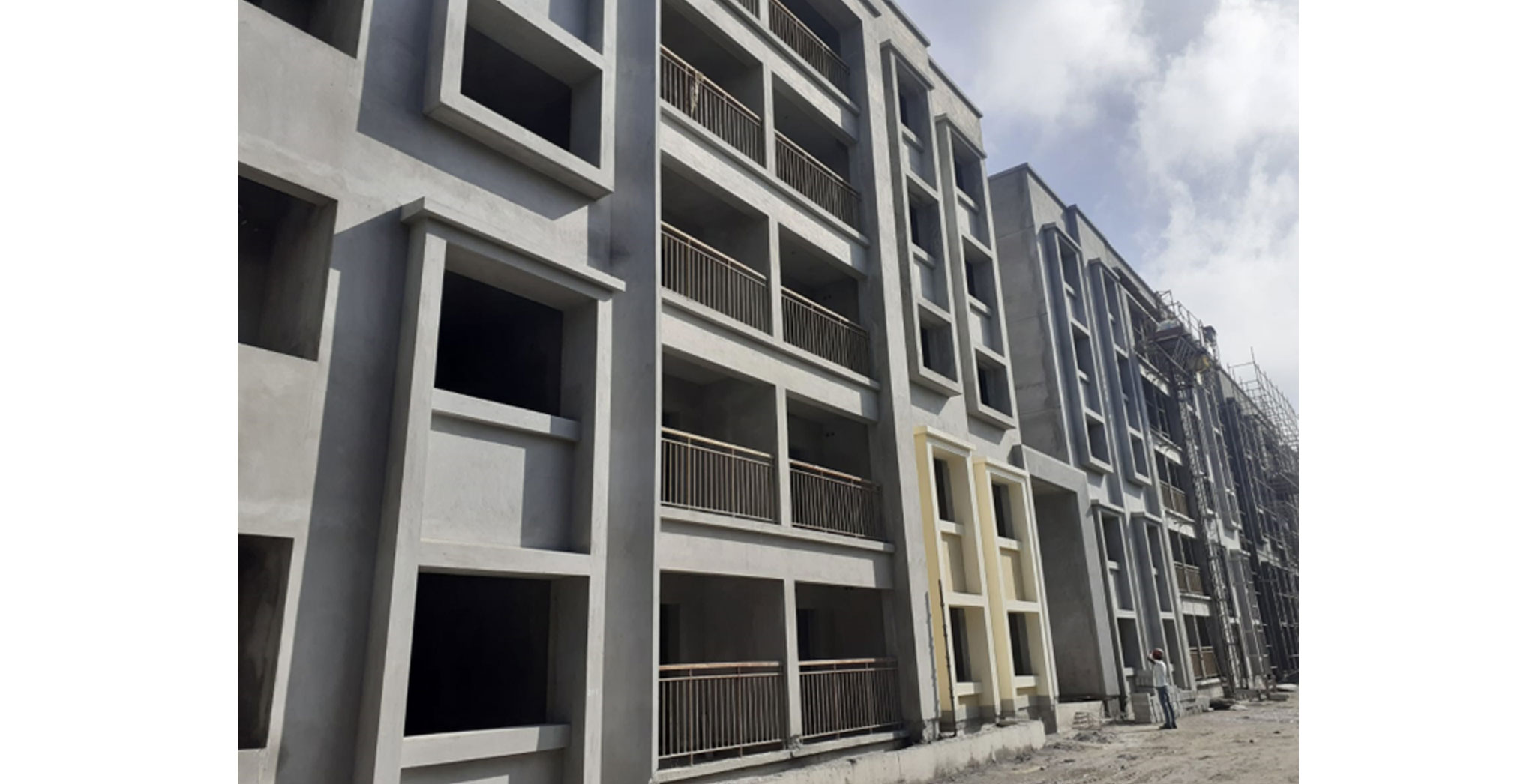 Dec 2022 - Block D: Front side external plastering