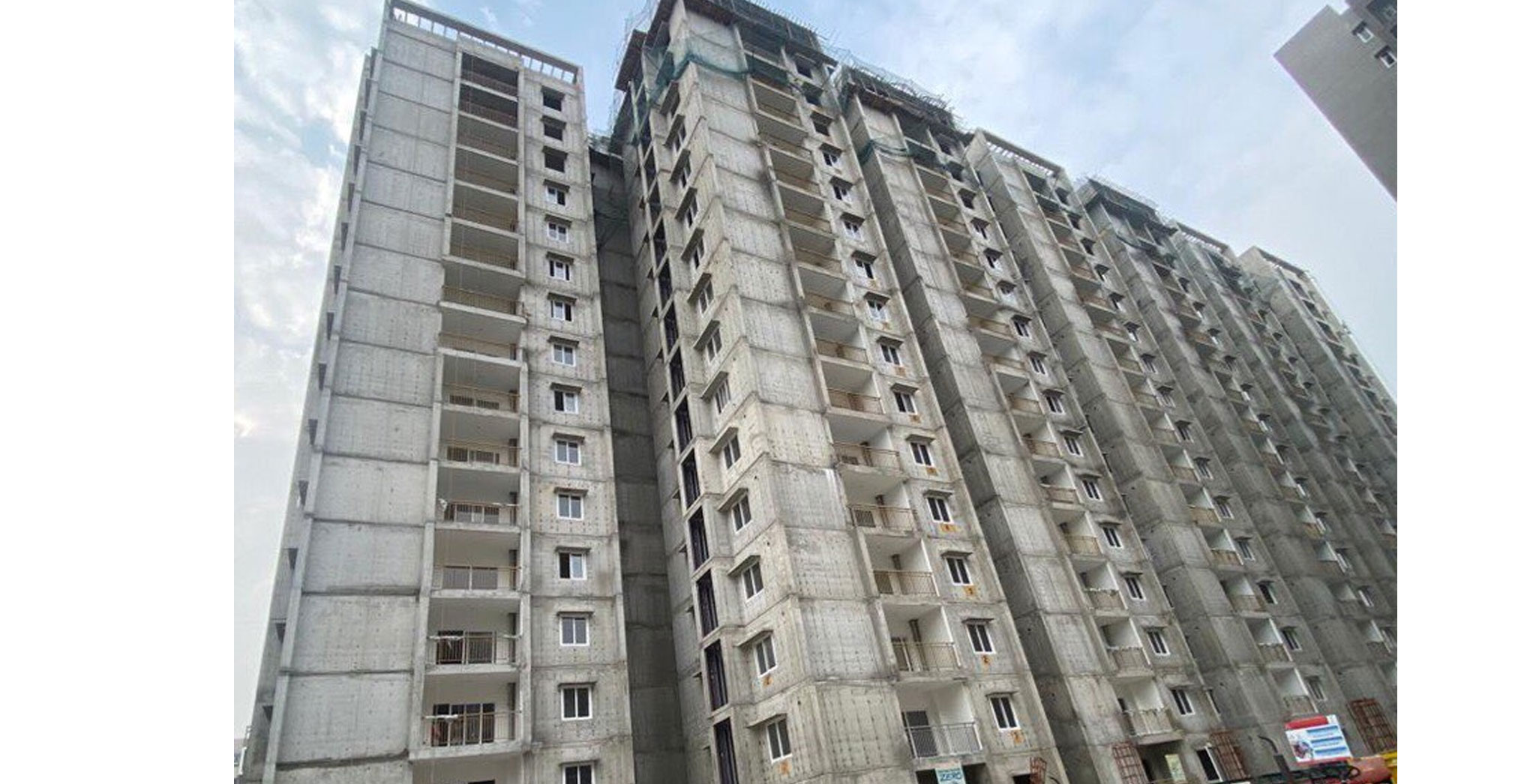 Dec 2022 - Tower A2: Parapet & Above Terrace works in progress. Flooring in progress. Putty works in progress. Internal Painting in Progress. External Painting in Progress. Corridor Flooring in Progress