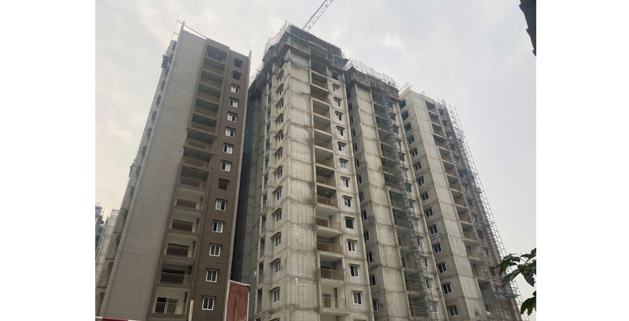 Dec 2022 - Tower C: Parapet & Above Terrace works in progress. Flooring Work in progress. Putty works in progress. Waterproofing works in progress. UPVC works in progress. External Painting in progress