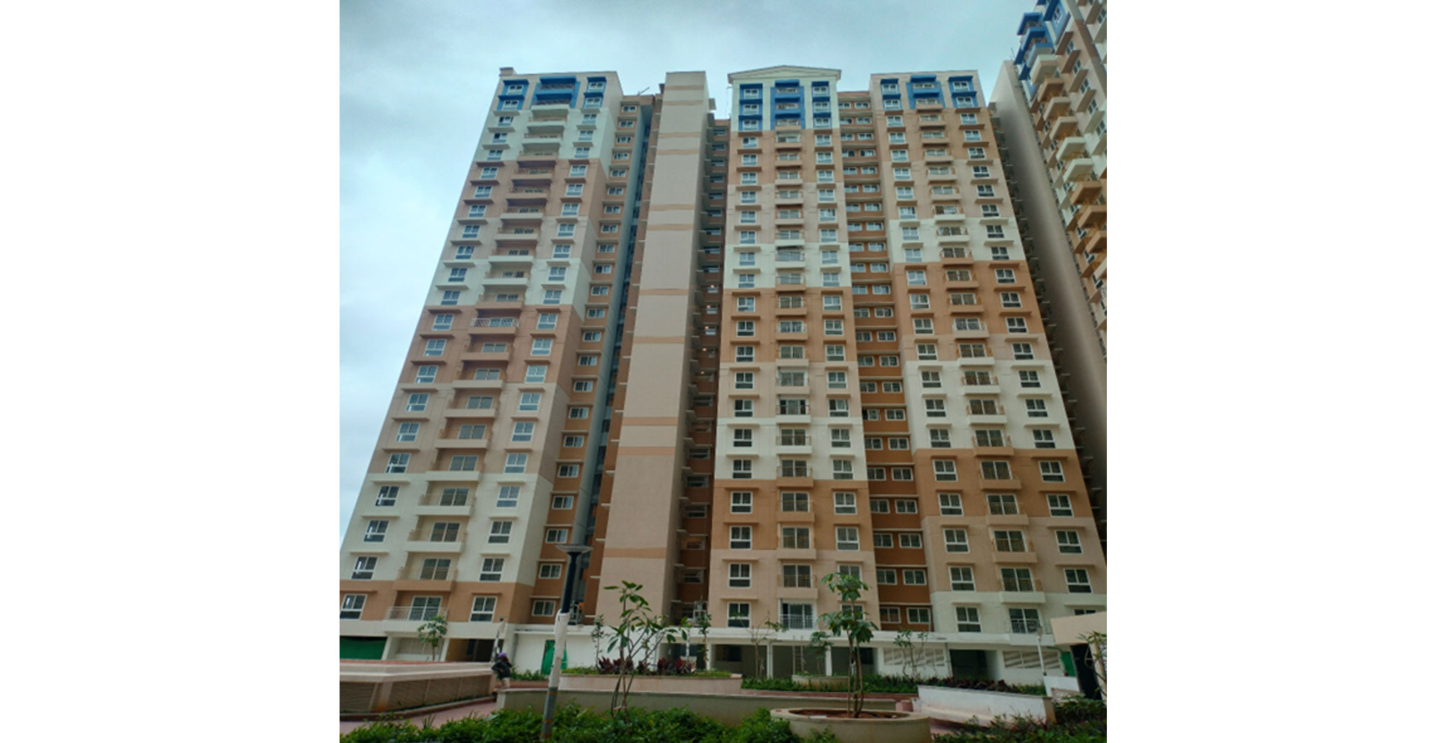  Emerald East Wing - Status Images 1