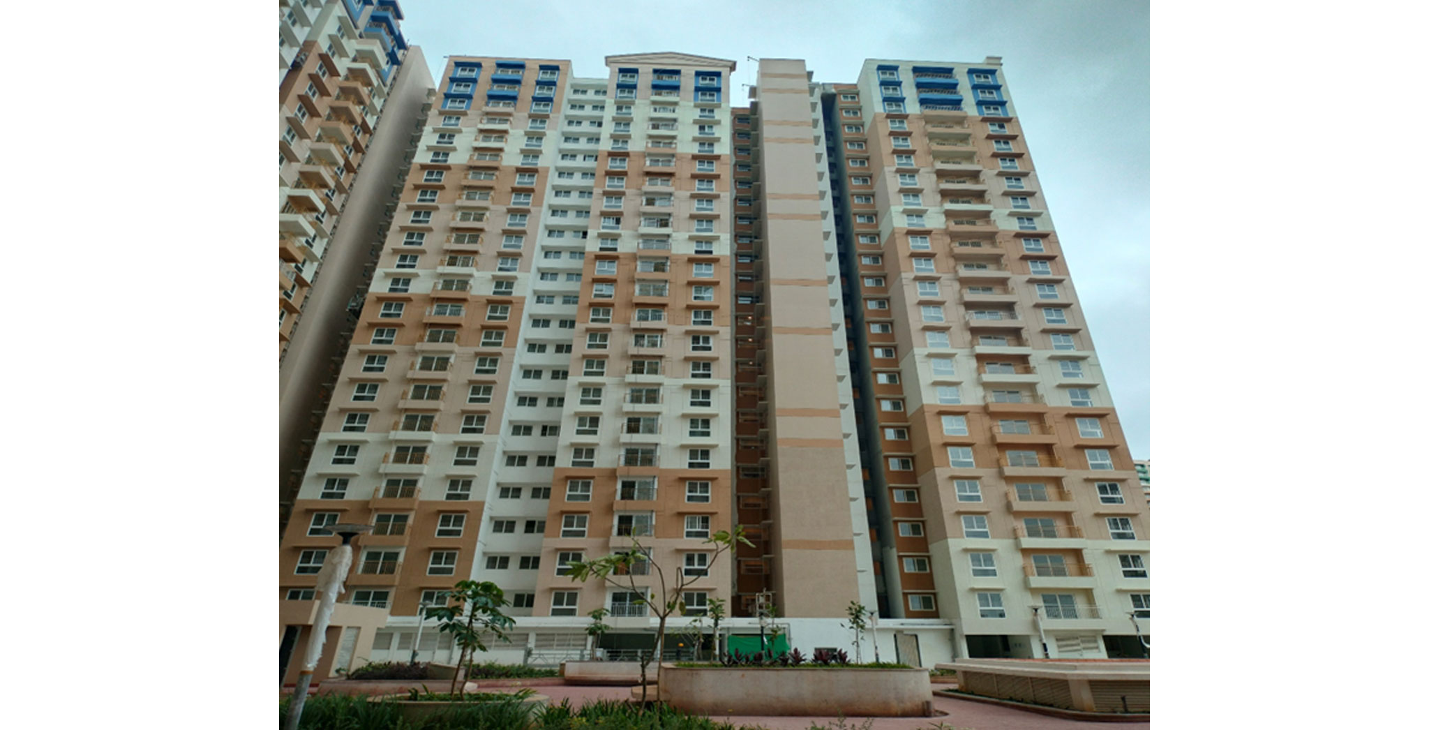  Emerald West Wing - Status Images 27
