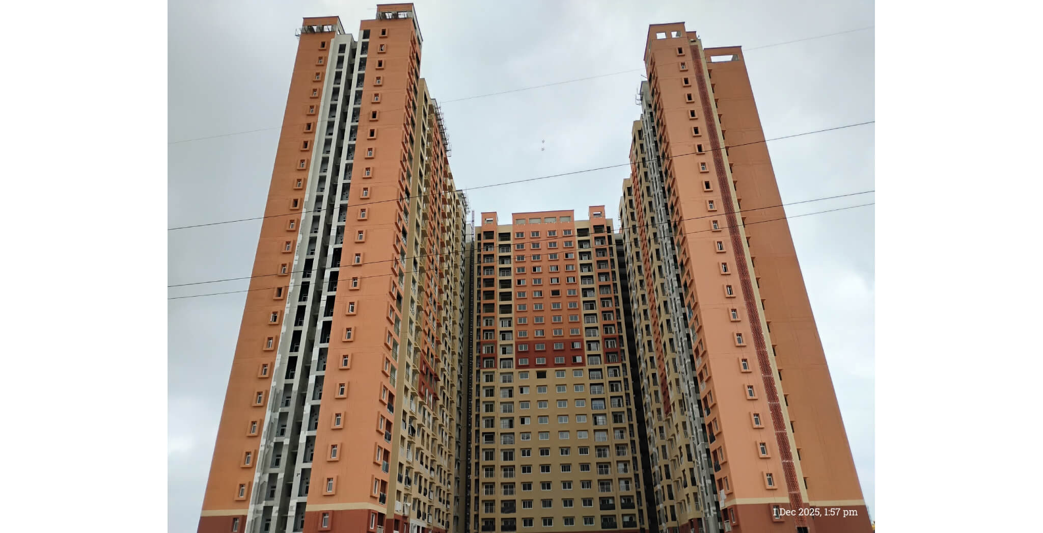 Brigade Valencia Cielo: UPVC windows and painting in progress - Nov 2025