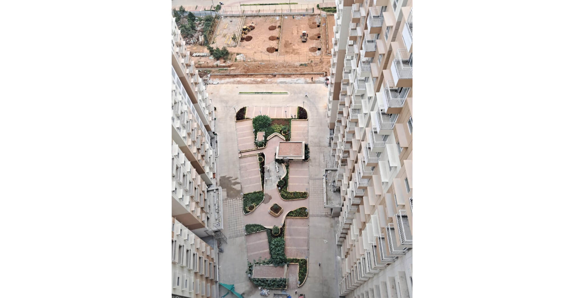  Central podium completed - Status Images 15