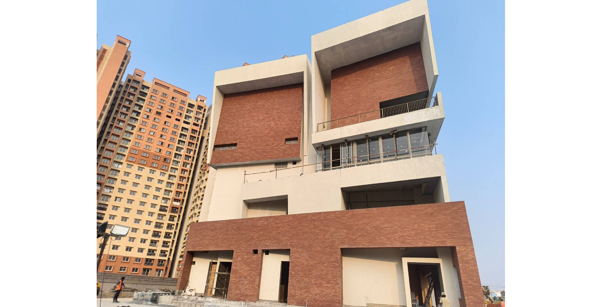 Brigade Valencia Brillio - Club House - Feb 2026