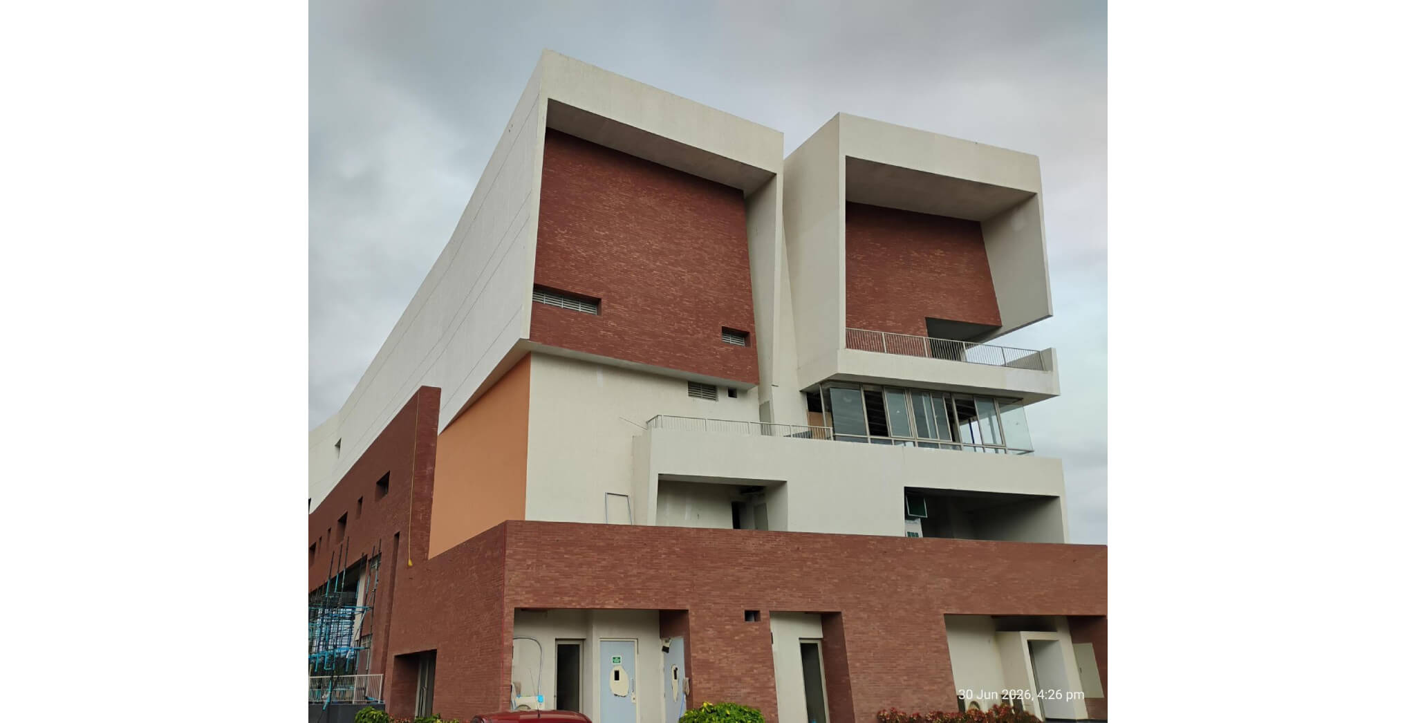 Brigade Valencia Brillio: Club House - Jul 2026