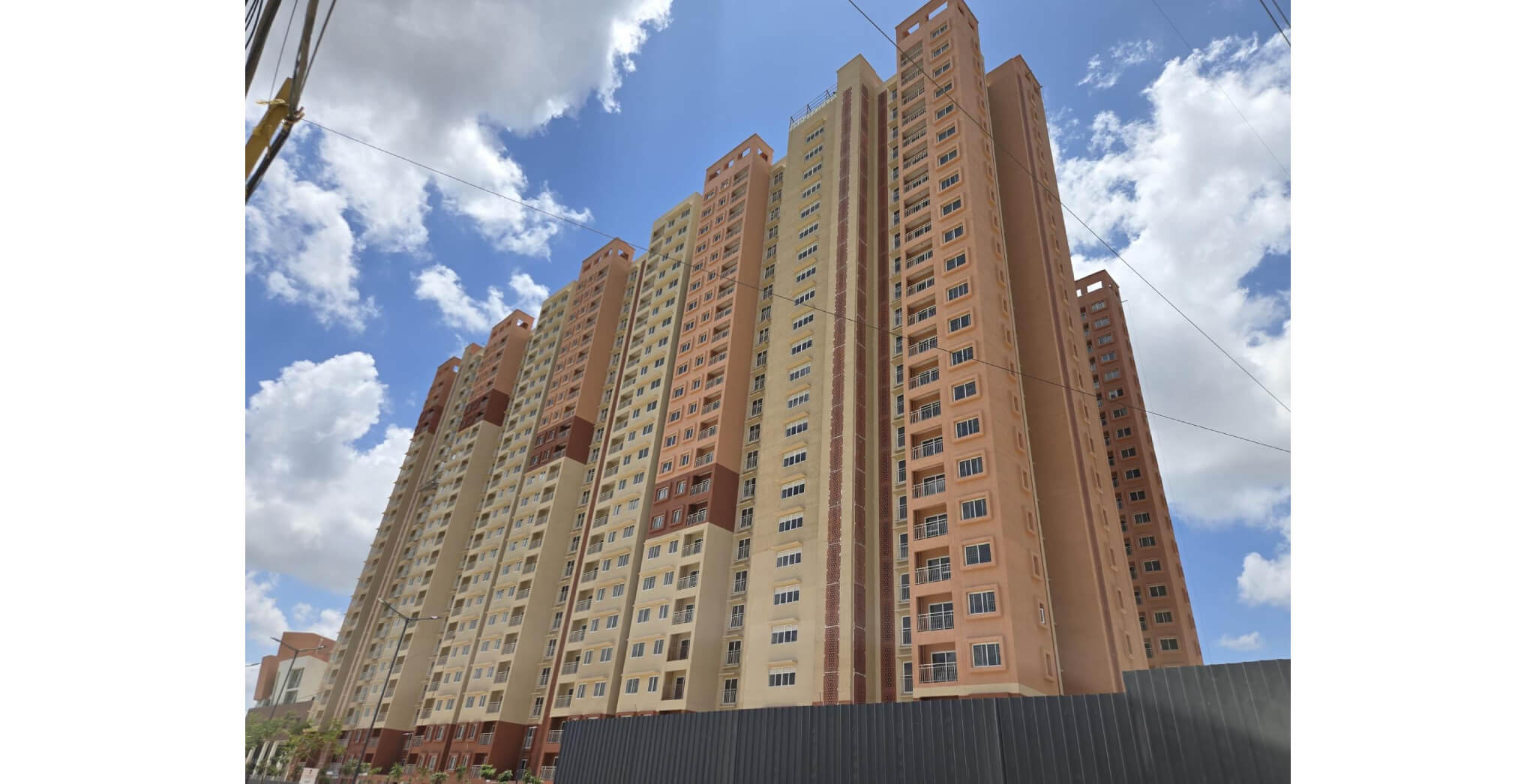 Brigade Valencia Cielo: External View - Aug 2026