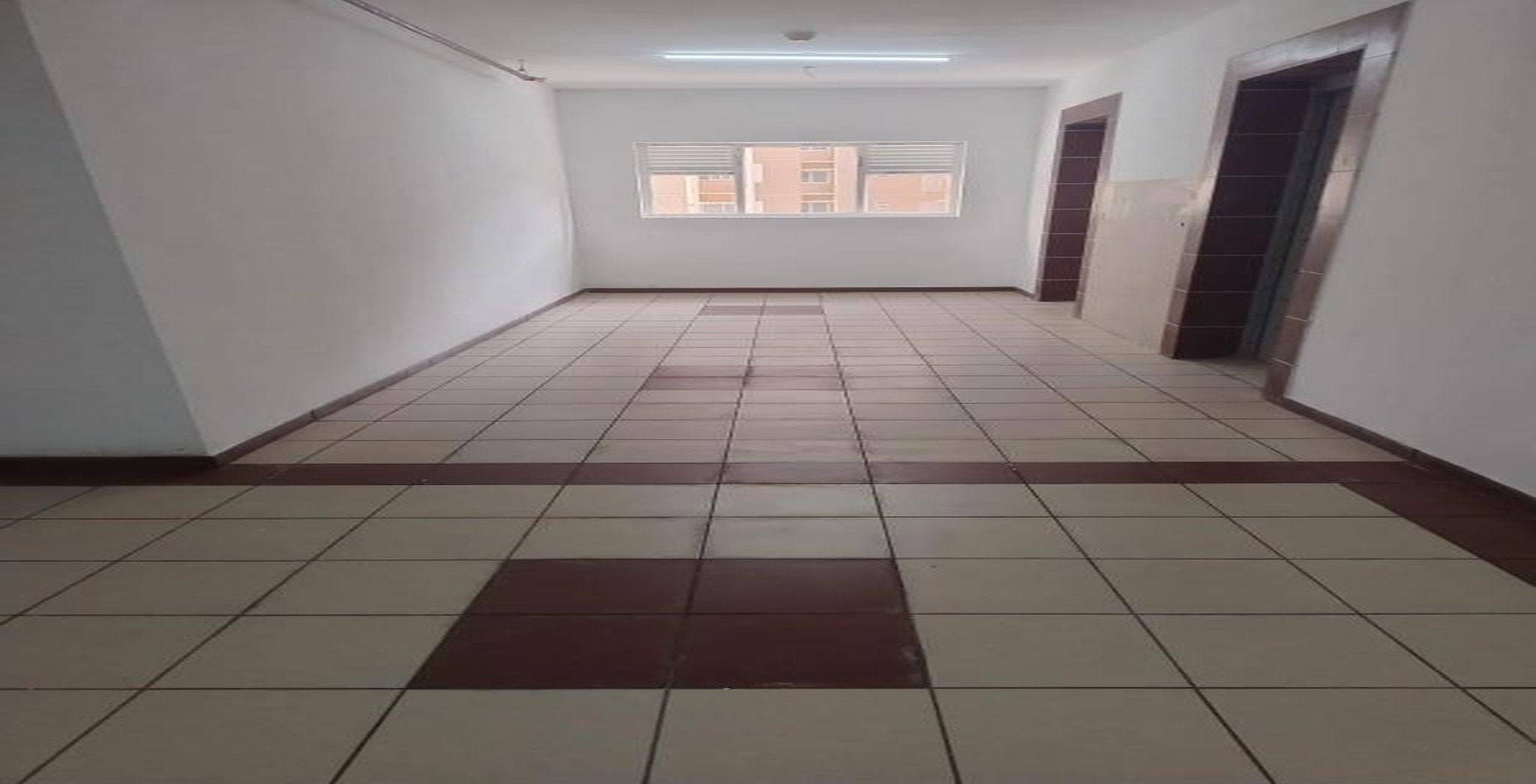  Lift Lobby and Corridor Area - Status Images 8
